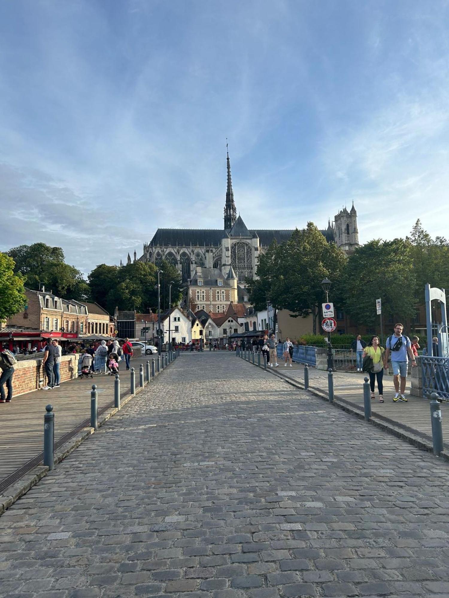 Beau Duplex Proche Centre Gare Apartment Amiens Luaran gambar